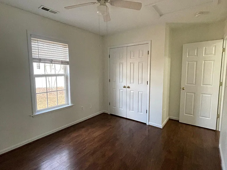 601 Groveton Trl — Photo 9