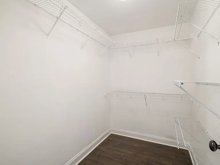4808 Fountain View Way #H — Photo 18