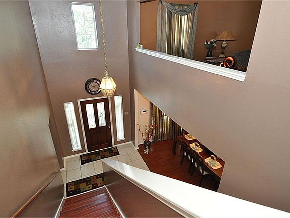 4th image of 12719 Whistling Springs Dr