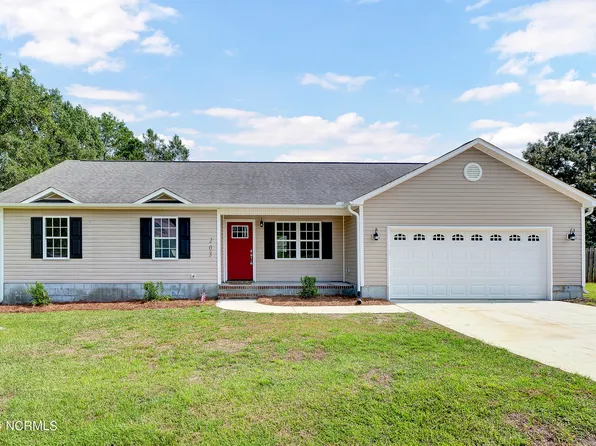 203 Scout Lane, Chinquapin, NC 28521