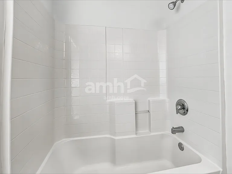 20 Carlisle Ln — Photo 14
