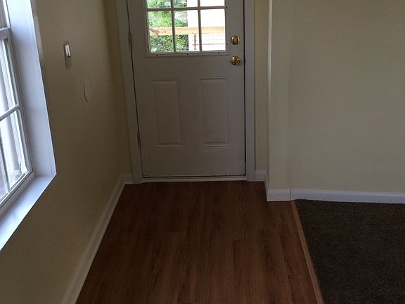 2nd image of 3490 Laurel Ave