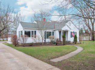 1008 52nd St SW, Wyoming, MI 49509