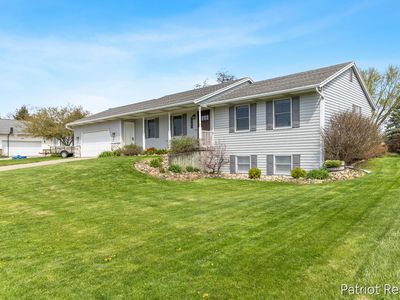 1745 Westminster Ct SW, Byron Center, MI, 49315