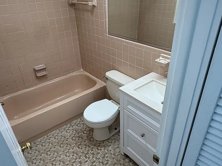 37 E Montgomery Ave #10 — Photo 8