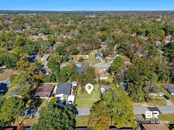 2nd image of 2352 Linda Dr
