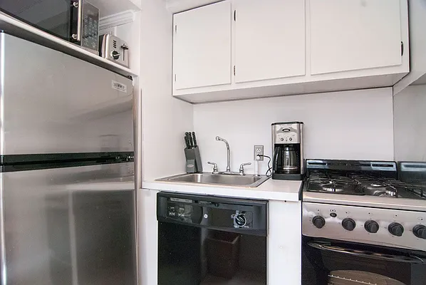 Rented by WAM Partners - William Moses Co. | media 60