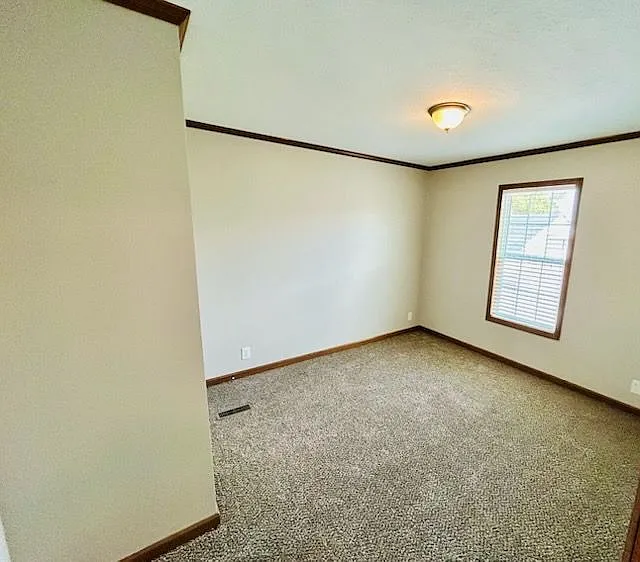 Reynolds Senior Village — Photo 15