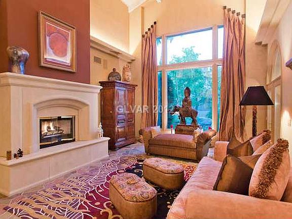 4th image of 1000 Pine Island Ct