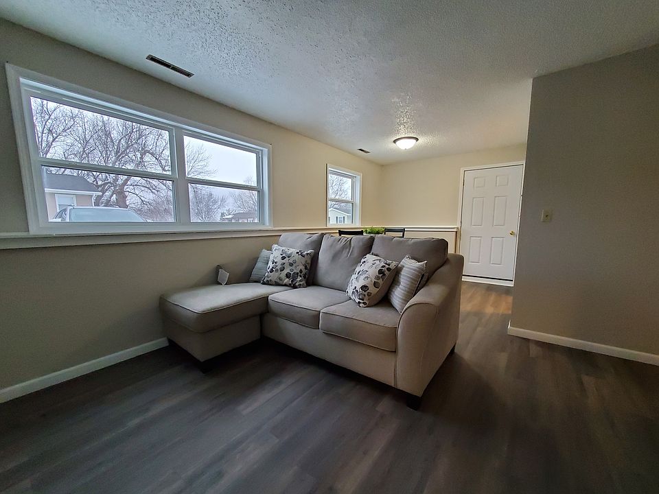 1st image of 108 Balboa Ave #17611270