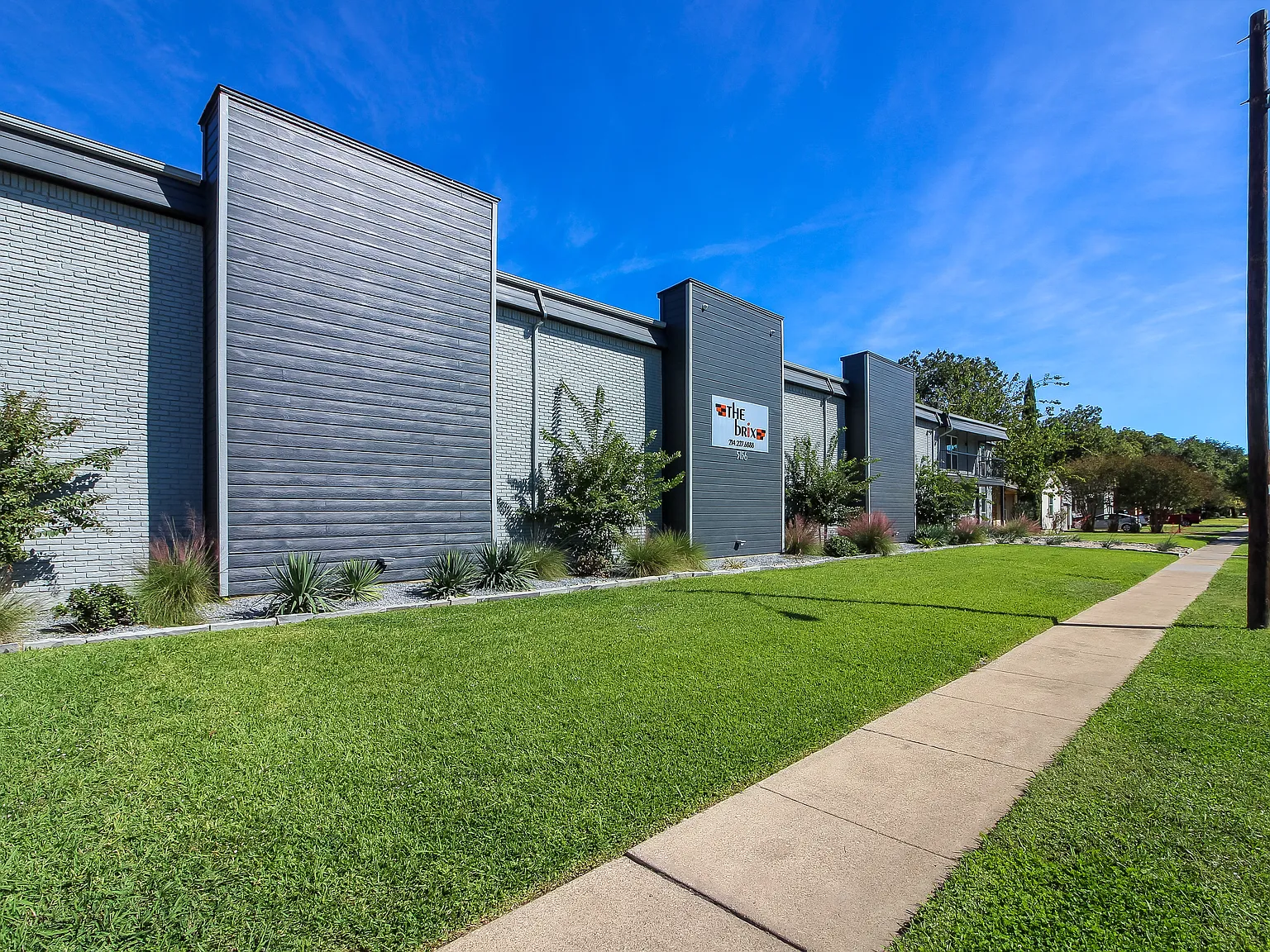 Brix Apartments — Photo 2