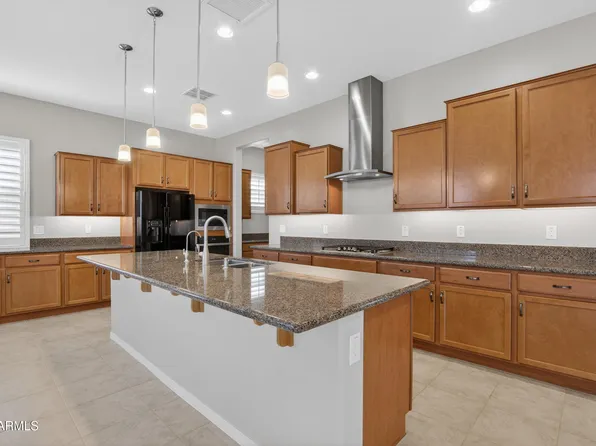 18062 W TANGLEWOOD Drive, Goodyear, AZ 85338