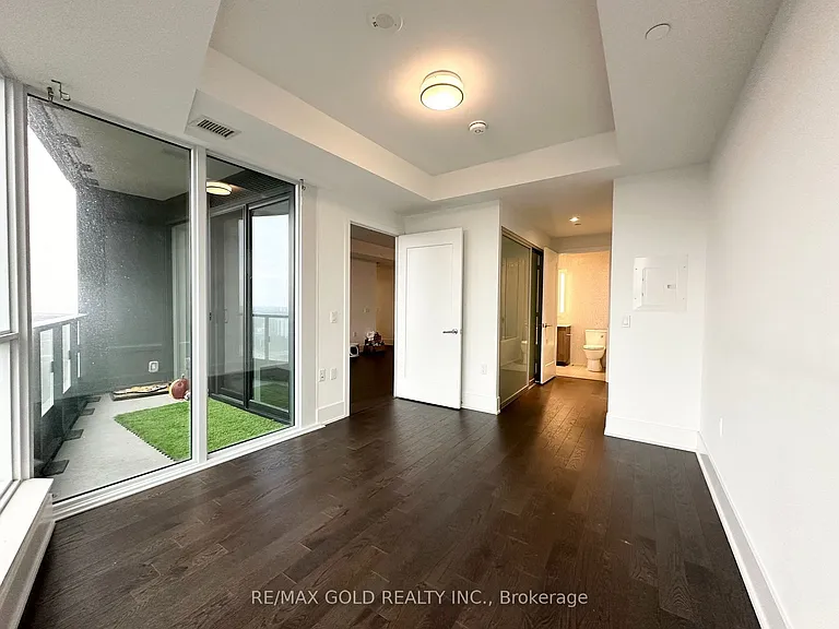 585 Bloor St E #3515 — Photo 14