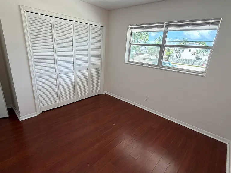 4061 NW 9th Ave #206 — Photo 6