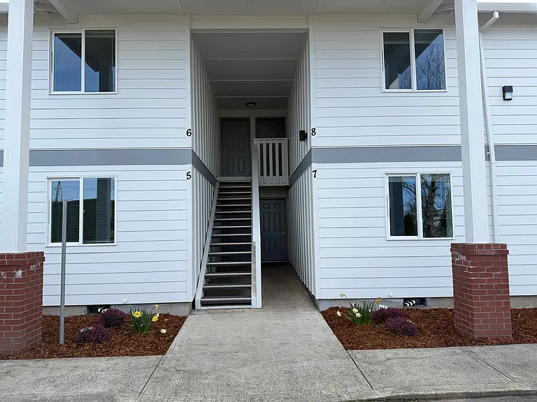 Eagle Crest Apartments — Photo 72