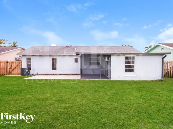 11075 NW 27th Pl, Fort Lauderdale, FL 33322