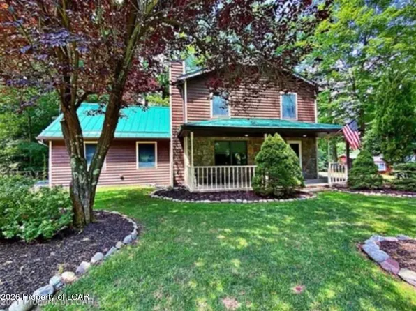 212 Bear Run Dr, Drums, PA 18222