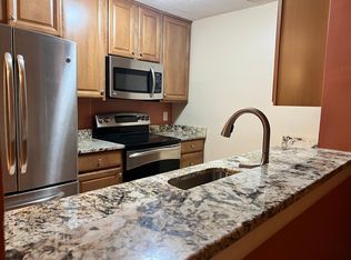 9214 Tamarron Dr, Plainsboro, NJ 08536