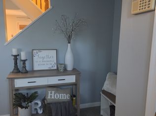 43 Cedarwood Cir, Pikesville, MD 21208