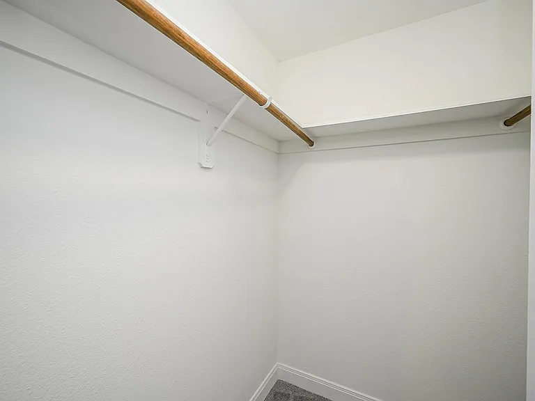 4710 Hershe St — Photo 8