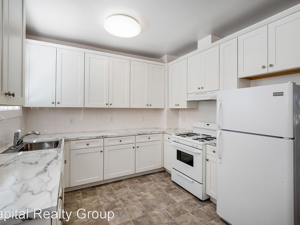 1st image of 309 Lorton Ave APT 2