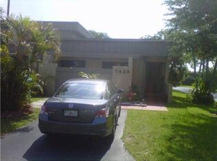 7439 SW 105th Pl, Miami, FL 33173