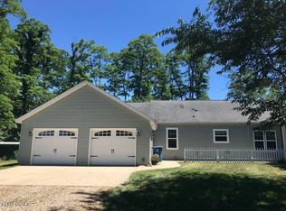 73095 County Road 665, Lawton, MI 49065