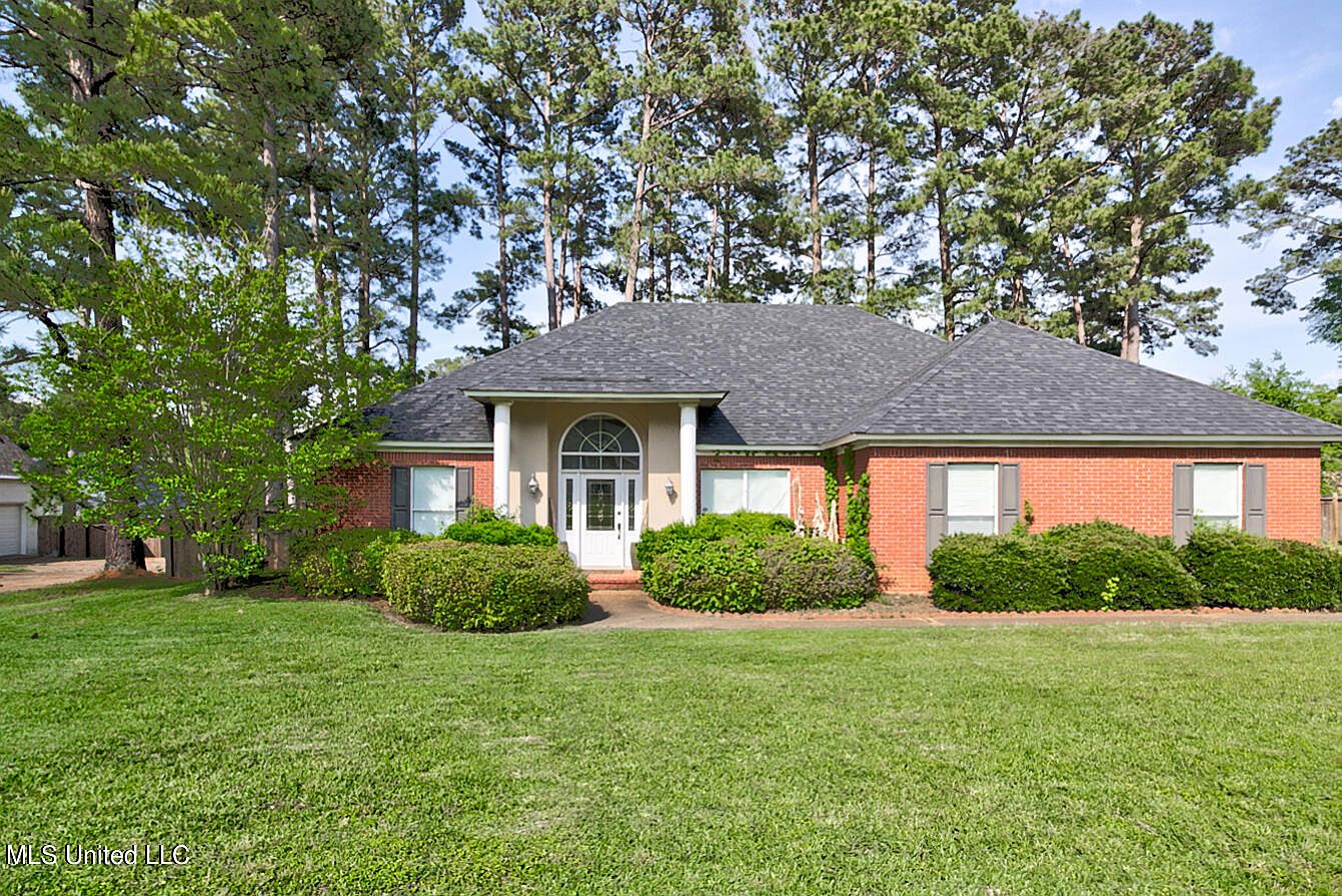 214 Deerfield Club Dr, Canton, MS 39046 Zillow