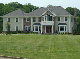 3 Powder Horn Rd, Flemington, NJ 08822