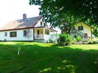 22 County Farm Cross Rd, Dover, NH 03820