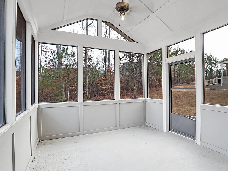 5195 Belmore Manor Ct — Photo 18