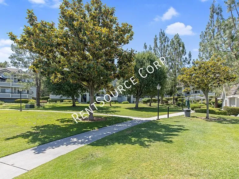 26901 Rainbow Glen Dr #643 — Photo 23