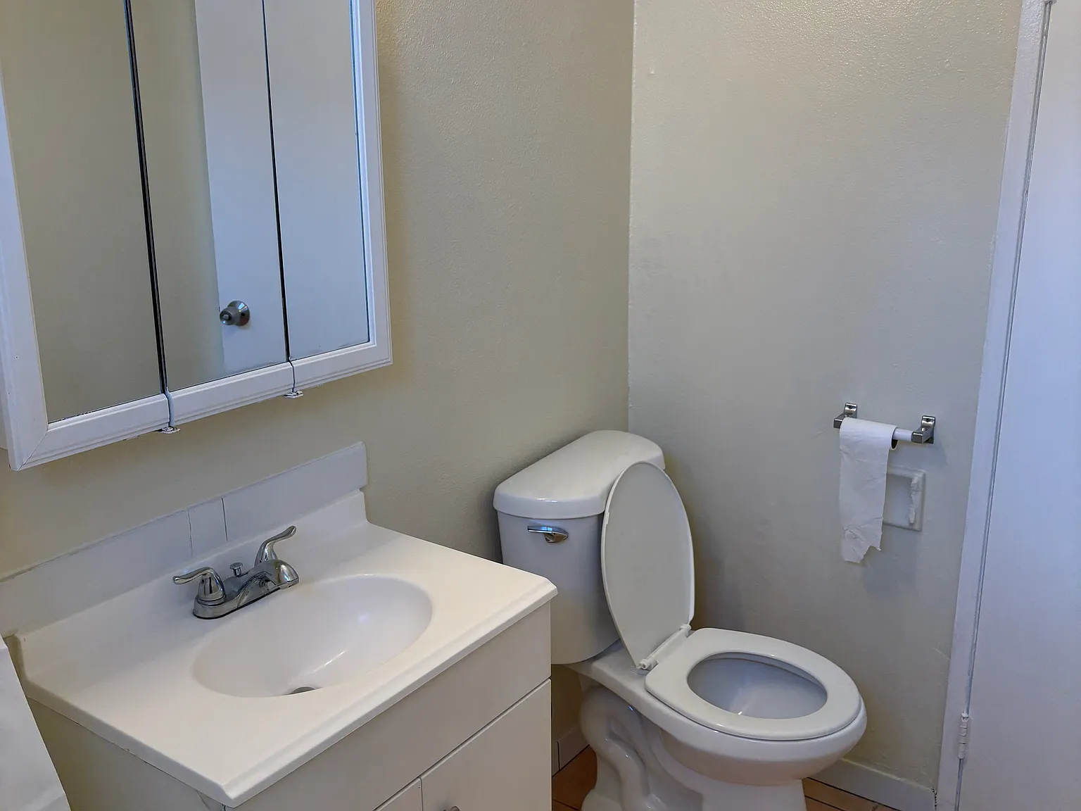 1 bed, 670 sqft, $1,600 — Photo 3