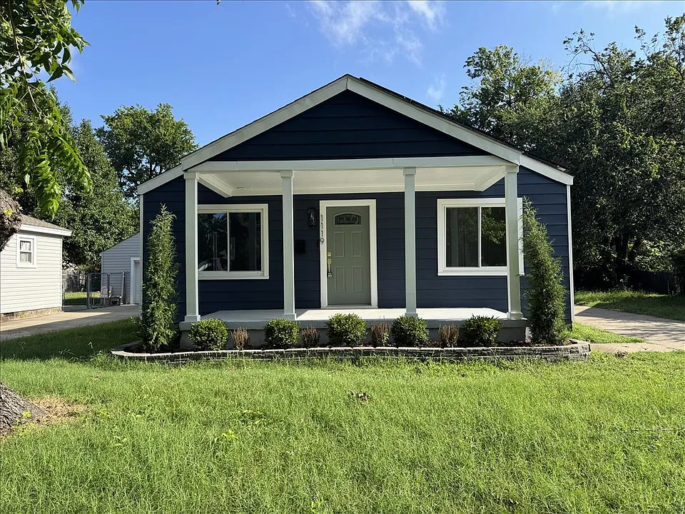 1119 W Eufaula St