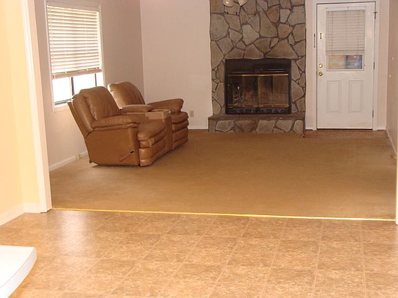 3rd image of 207 Winchester Way