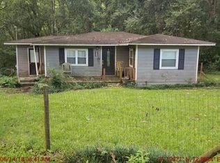 115 Village Ln, Attapulgus, GA 39815