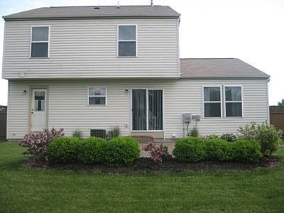2nd image of 140 Windward Dr