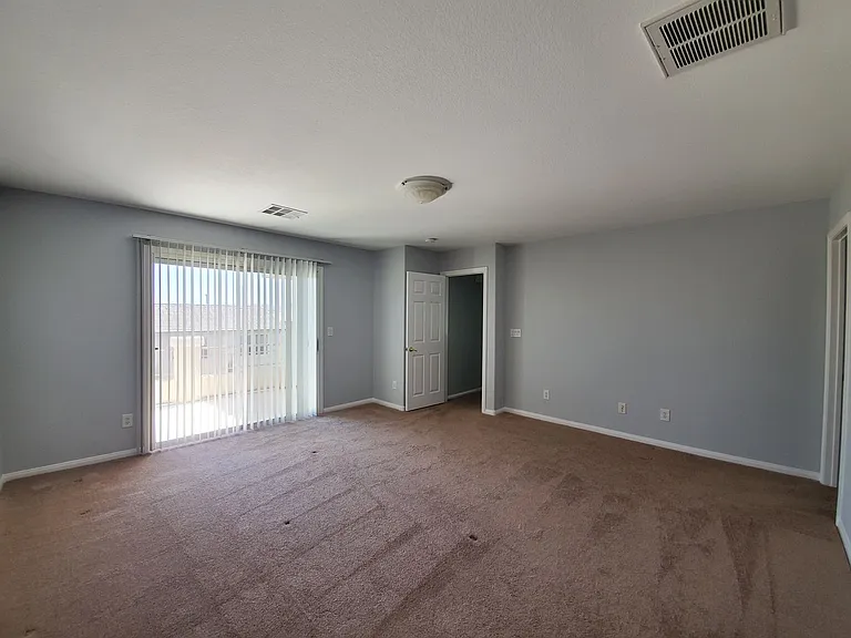 11077 Crystal Crest Ct — Photo 12
