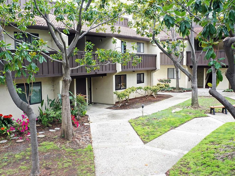 1st image of 999 W Evelyn Trl #59