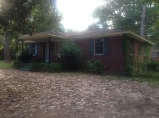 821 Apache Dr, Columbia, SC 29203