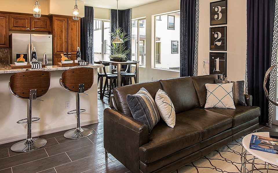 2nd image of 17850 N 68th St #2146