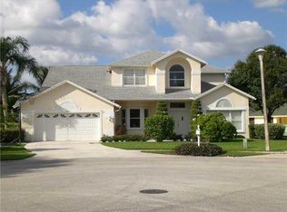 1487 Farmington Ct, Wellington, FL 33414