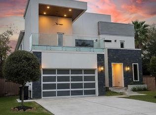 2214 Hewitt Dr, Houston, TX 77018