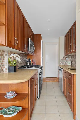 Sold by Compass | media 5