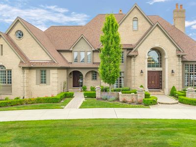 5566 Murfield Dr, Rochester, MI, 48306