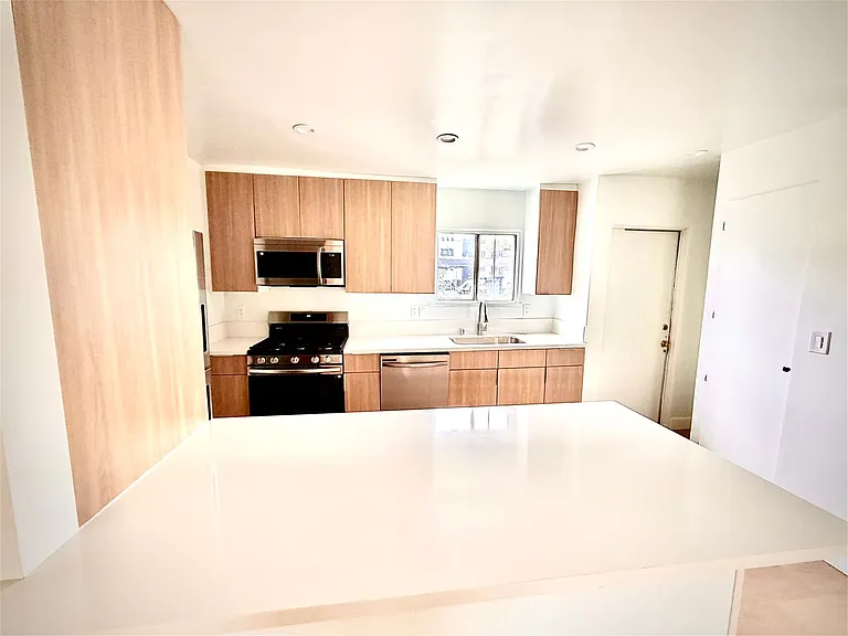 818 Grant St — Photo 26