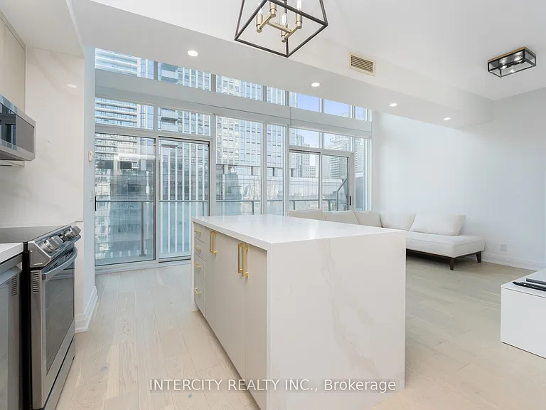 21 Nelson St #LPH32 — Photo 7
