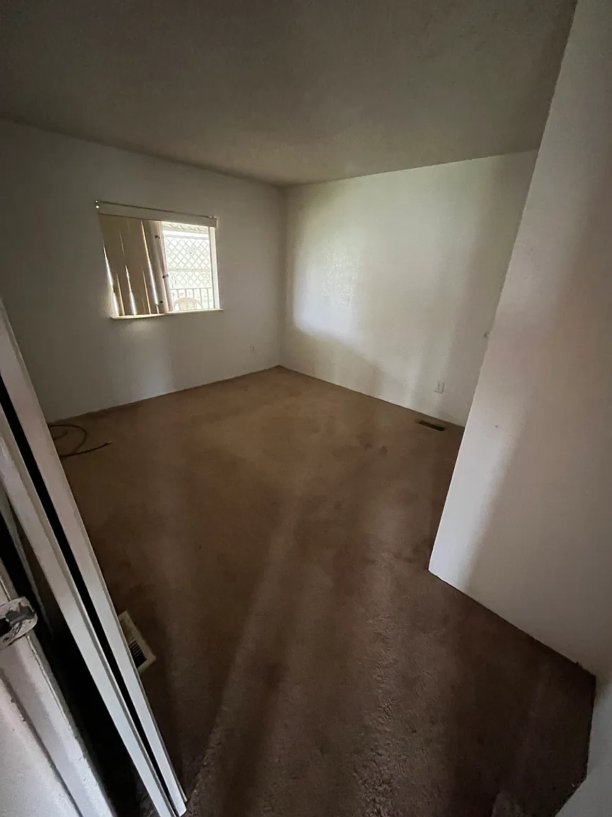 11690 E Escalon Ave photo 1