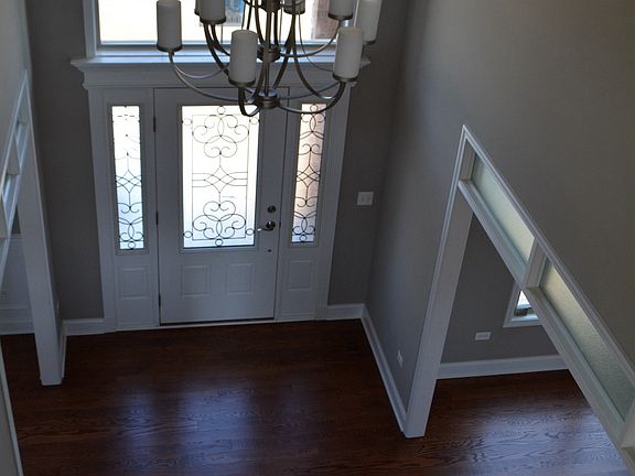 Front foyer high ceilings