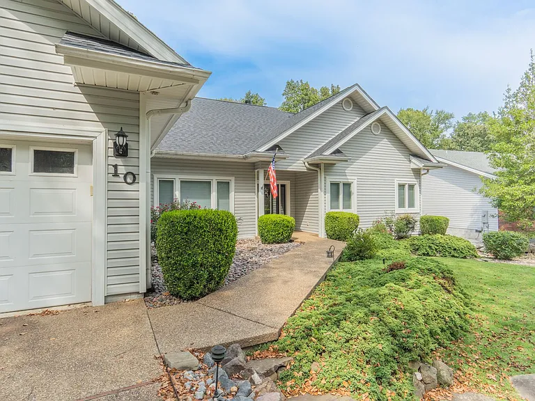 10 Lindura Ln — Photo 35